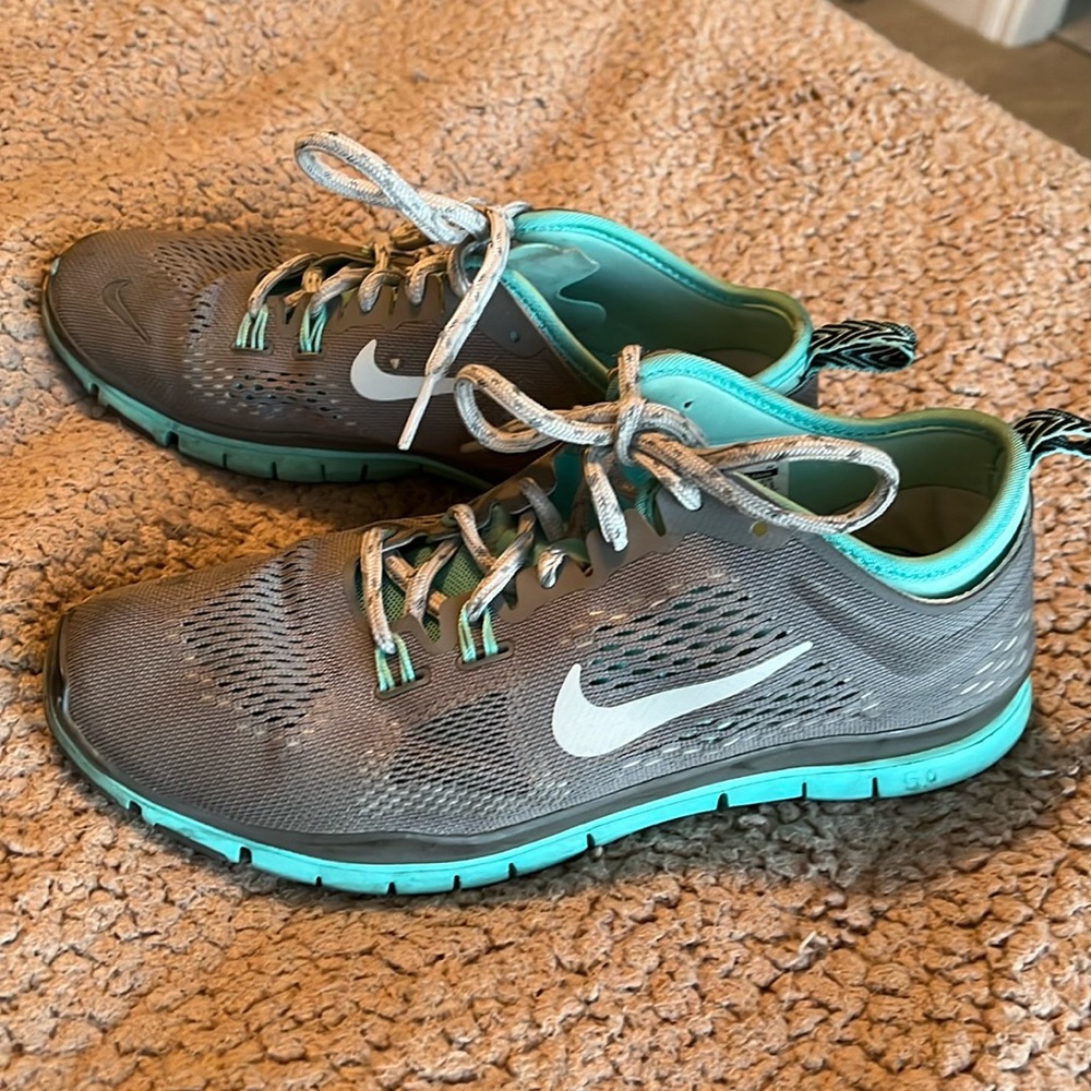 Nike size 7.5